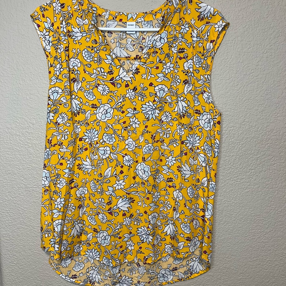 Old navy women tank top blouse